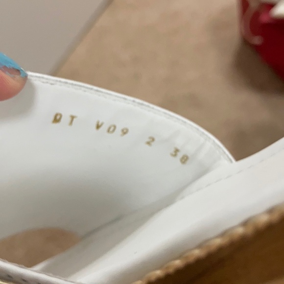 AUTHENTIC Valentino Shoes (comes w box& dust bag) - Picture 7 of 12